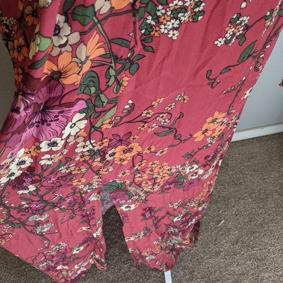 NEW WAYF Where Are You From Maroon Floral Maxi Dress Women's Size Small - Picture 8 of 16